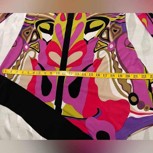 Eva Varro - Picture 4 of 7